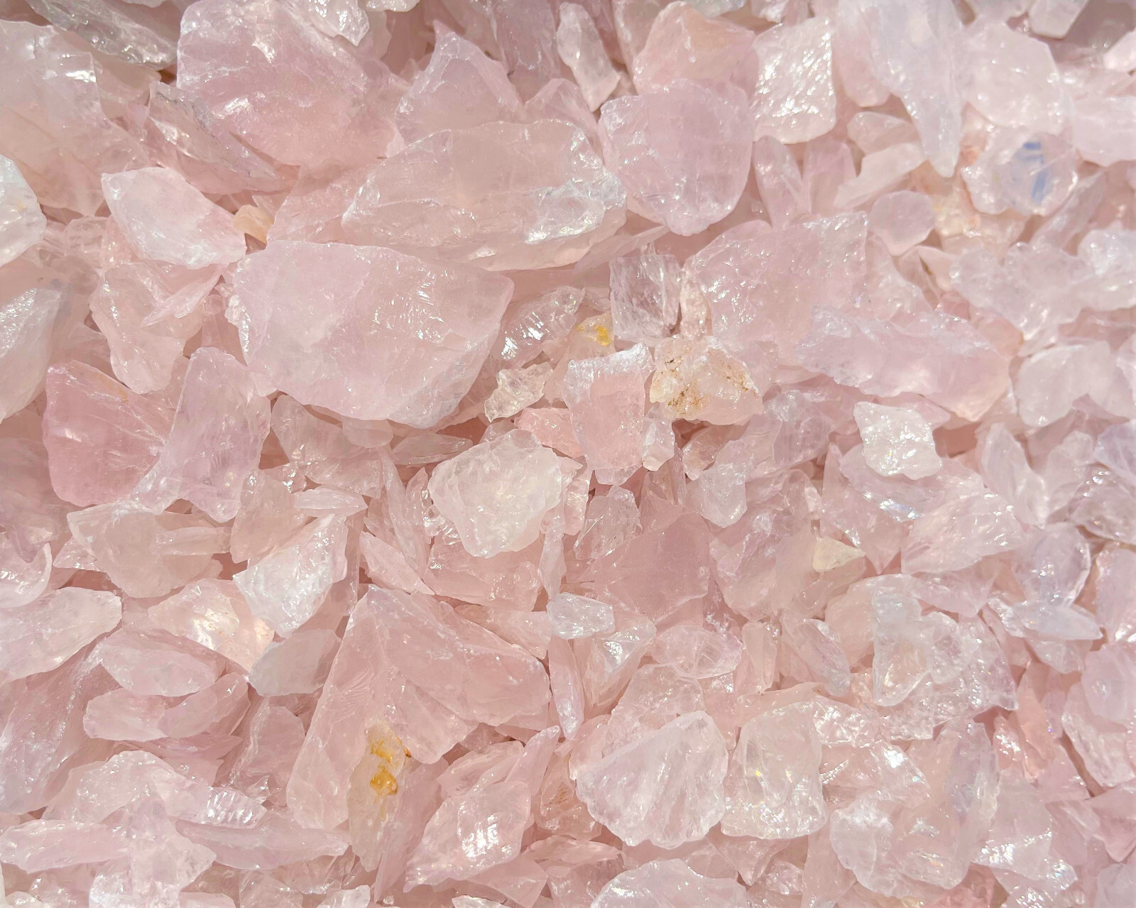 Rough Rose Quartz Cystal Chips, 0.5 – 1.25″, Raw Rose Quartz Wholesale Bulk Lots