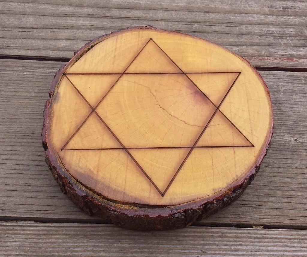 CRYSTAL GRID SET WOOD SLICE WITH STAR PATTERN
