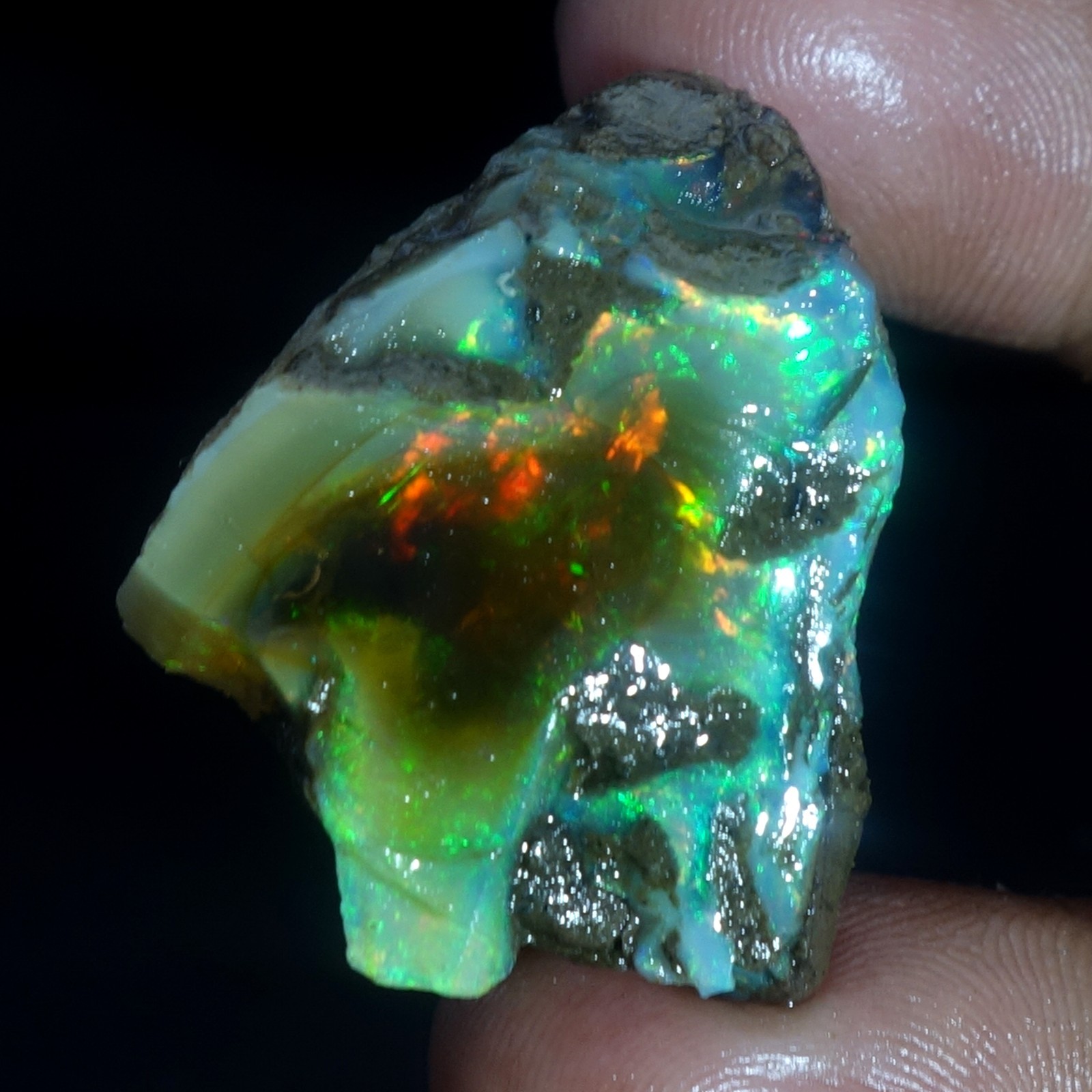 AA+ Ethiopian Oli Opal Rough Entreated Welo Opal Multi Fire Color Flash 68.00Cts