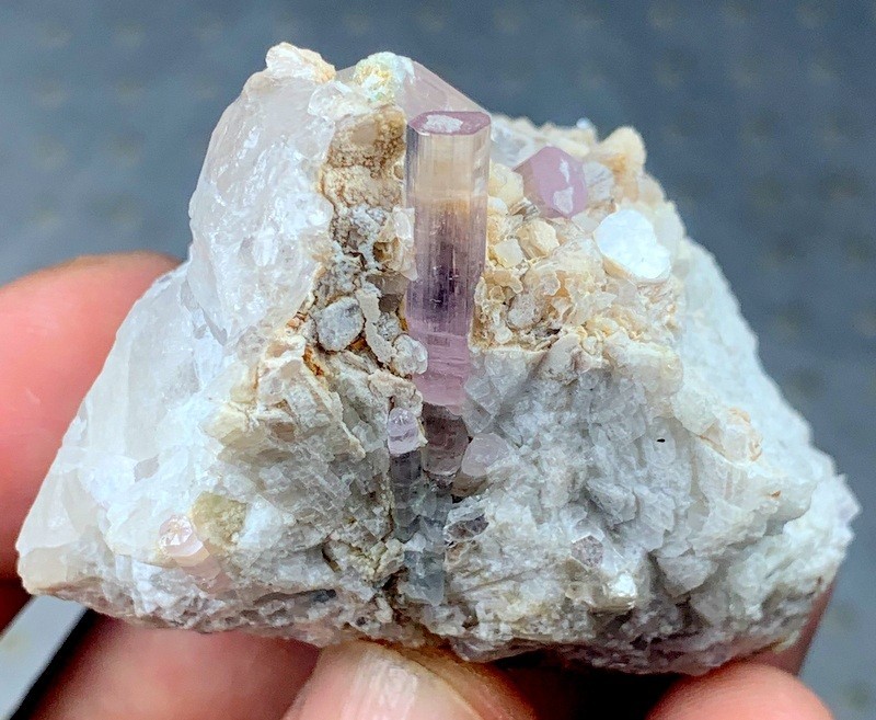 425 Carats beautiful Pink Tourmaline Specimen from Afghanistan