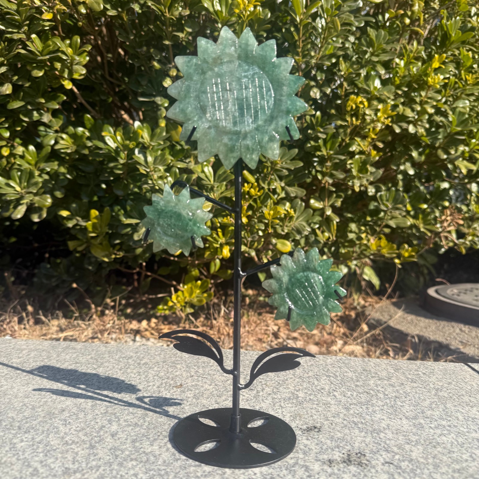400g Natural green fluorite quartz crystal carved Sunflower Decor Gift