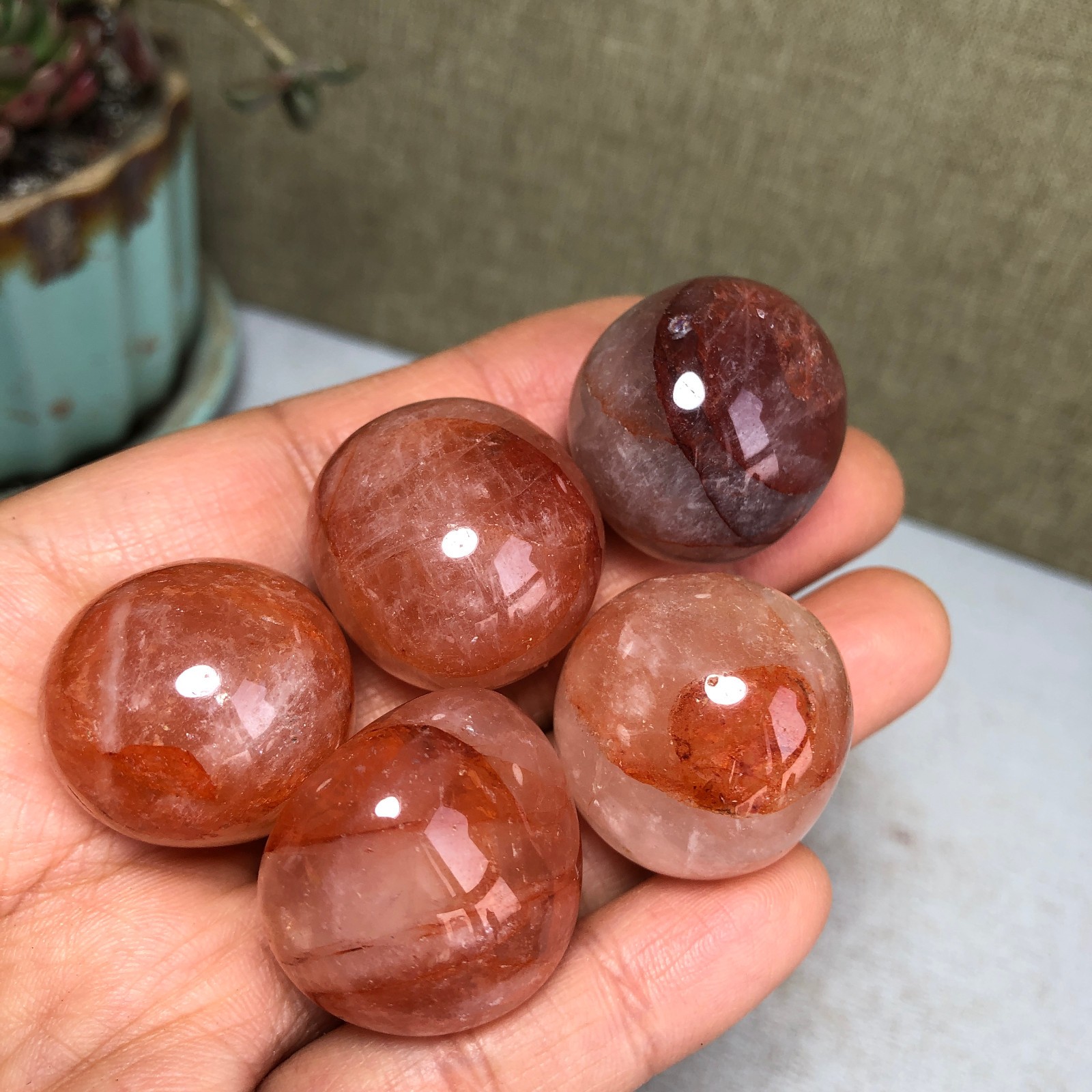5pcs Natural Red gum flower semi-precious Crystal specimens 105g A3578