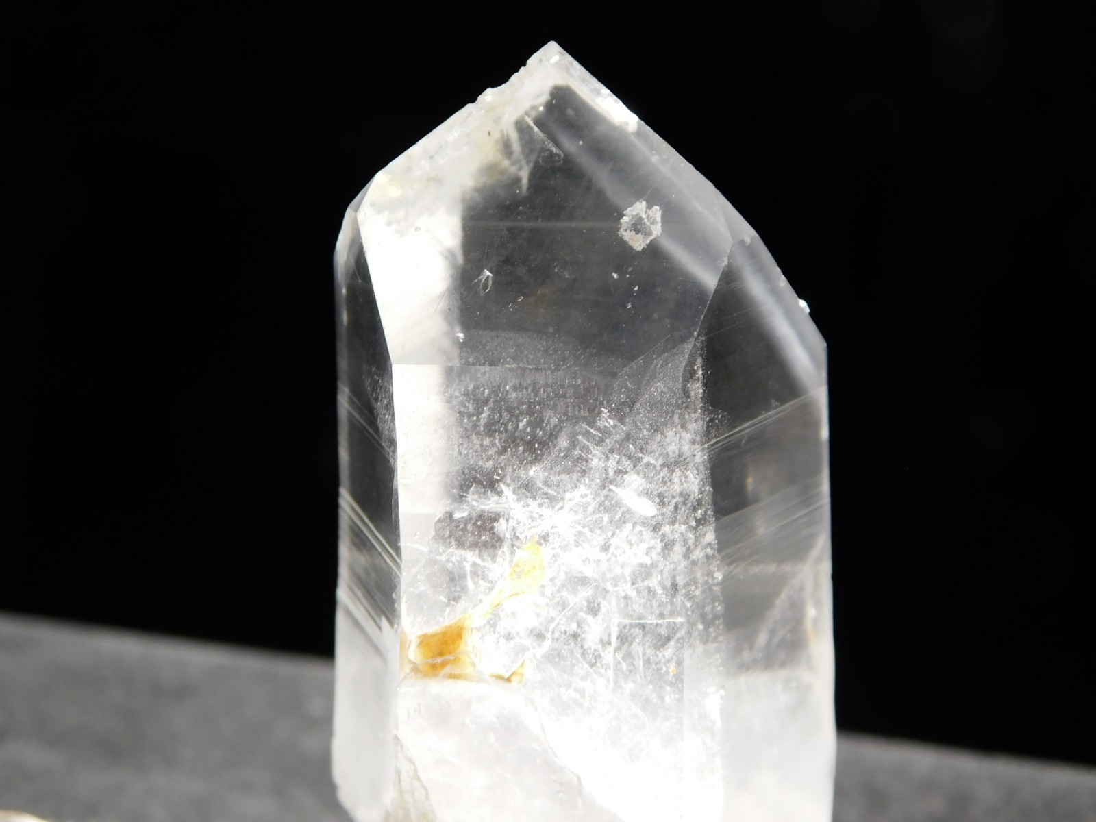 SUPER! Translucent Lemurian Quartz Crystal From Colombia 49.8gr