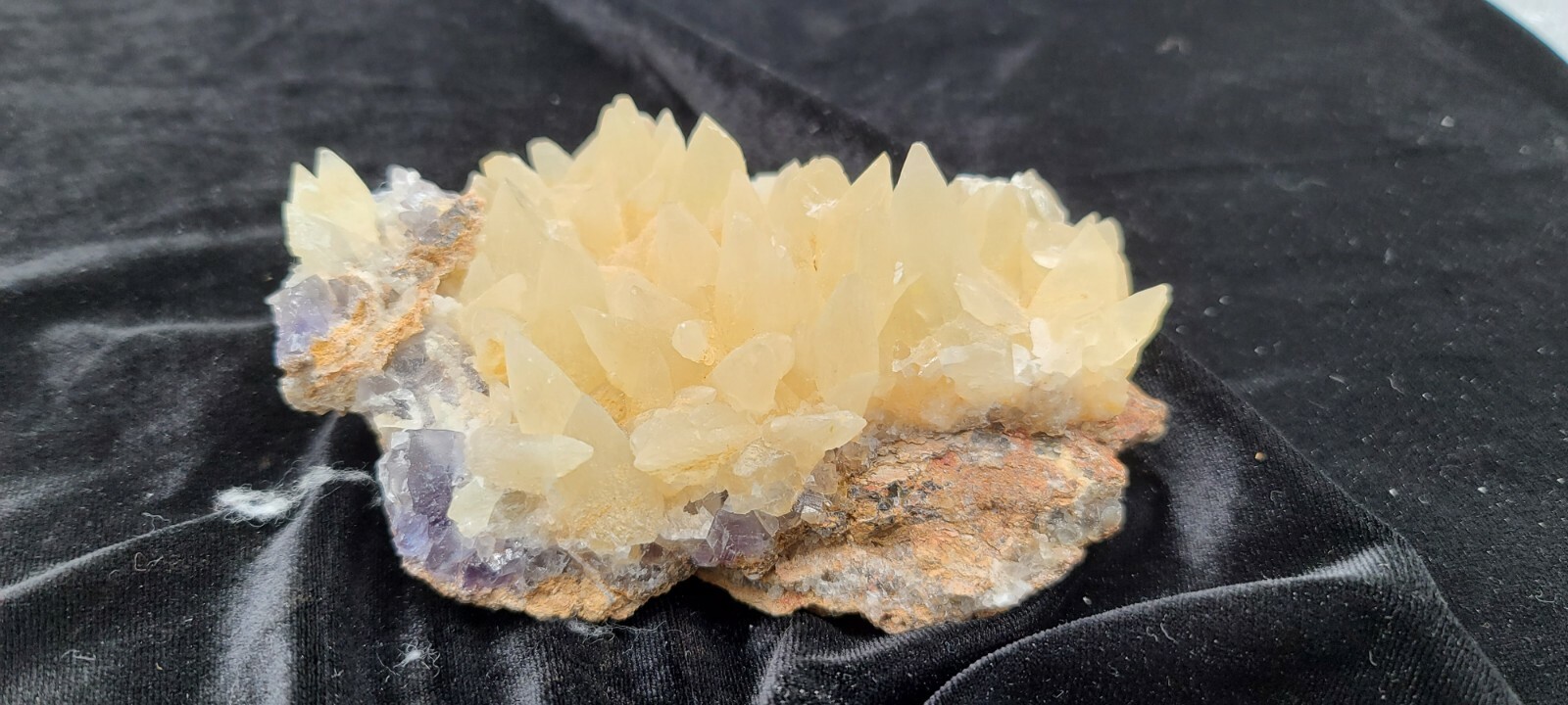 PAKISTAN : FLOURITE, CALCITE w/ APOPHOLITE GROWING ON AND AROUND CABINET PIECE