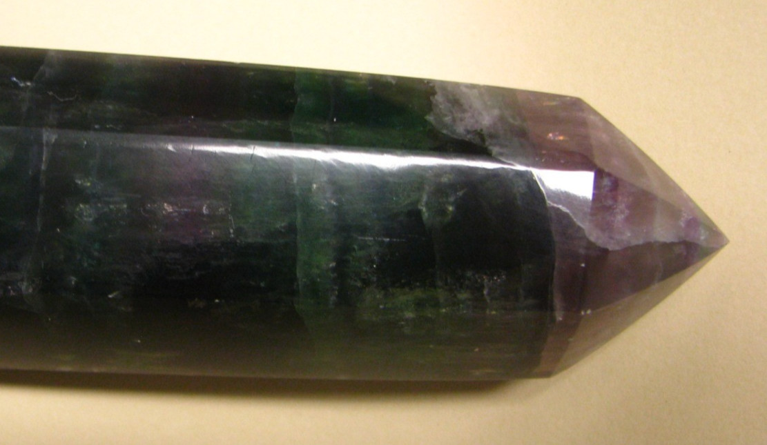 .9lb 5.25inchs GREEN/PURPLE FLUORITE TOWER (BLUE FLUORESCENT) BRAZIL #183