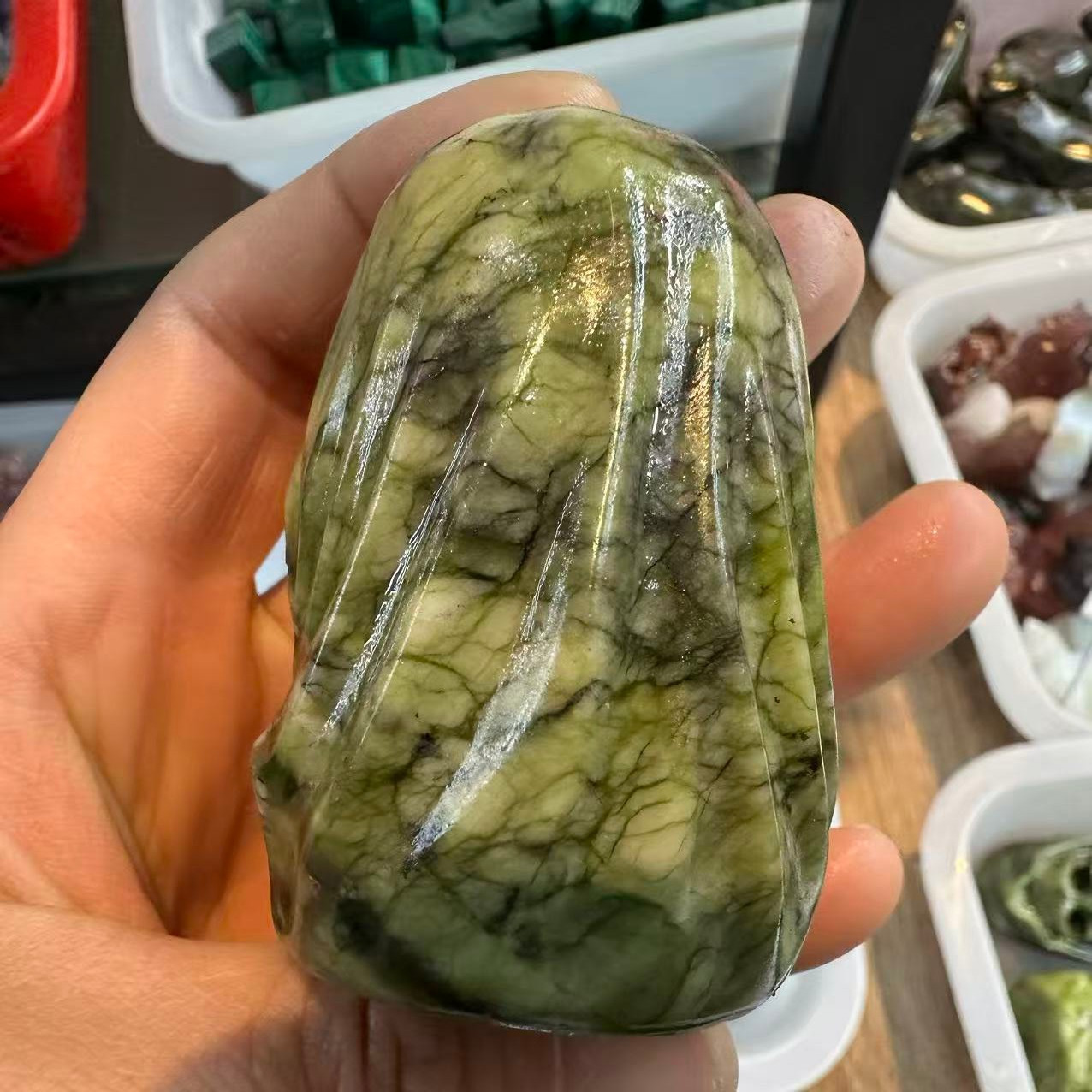 1pc Natural Green Jade Quartz Carved Skull Crystal Reiki Healing Decor