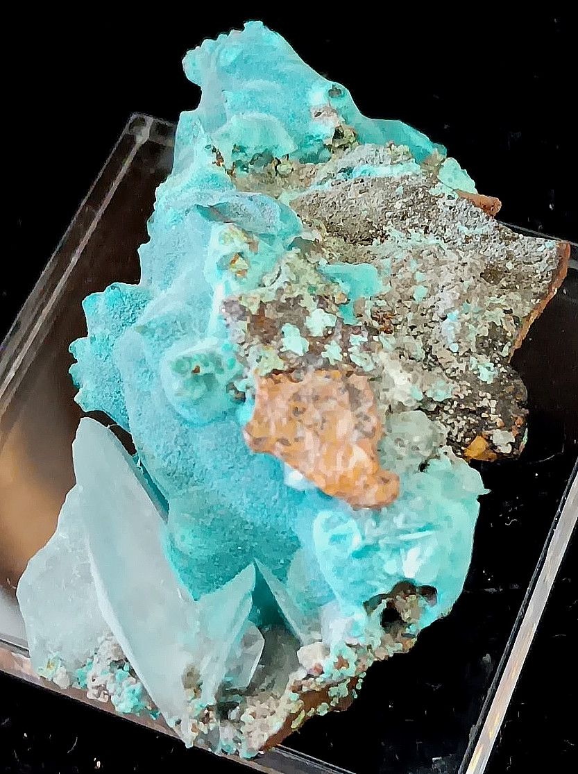 Rosasite with Discoidal Calcite – Ojuela Mine, Mexico- Very Unique!