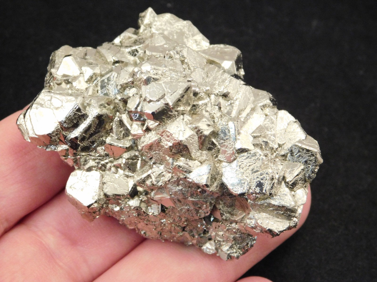 RHOMBIC PYRITE Crystal Cluster 100% Natural Peru 128gr