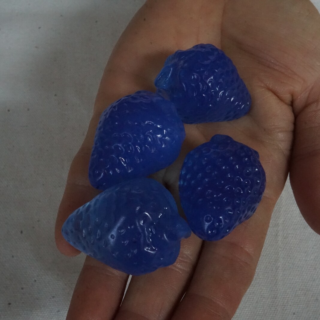 10Pcs Small Blue Opalite Quartz Crystal Strawberry Carving Palm Healing Bulk