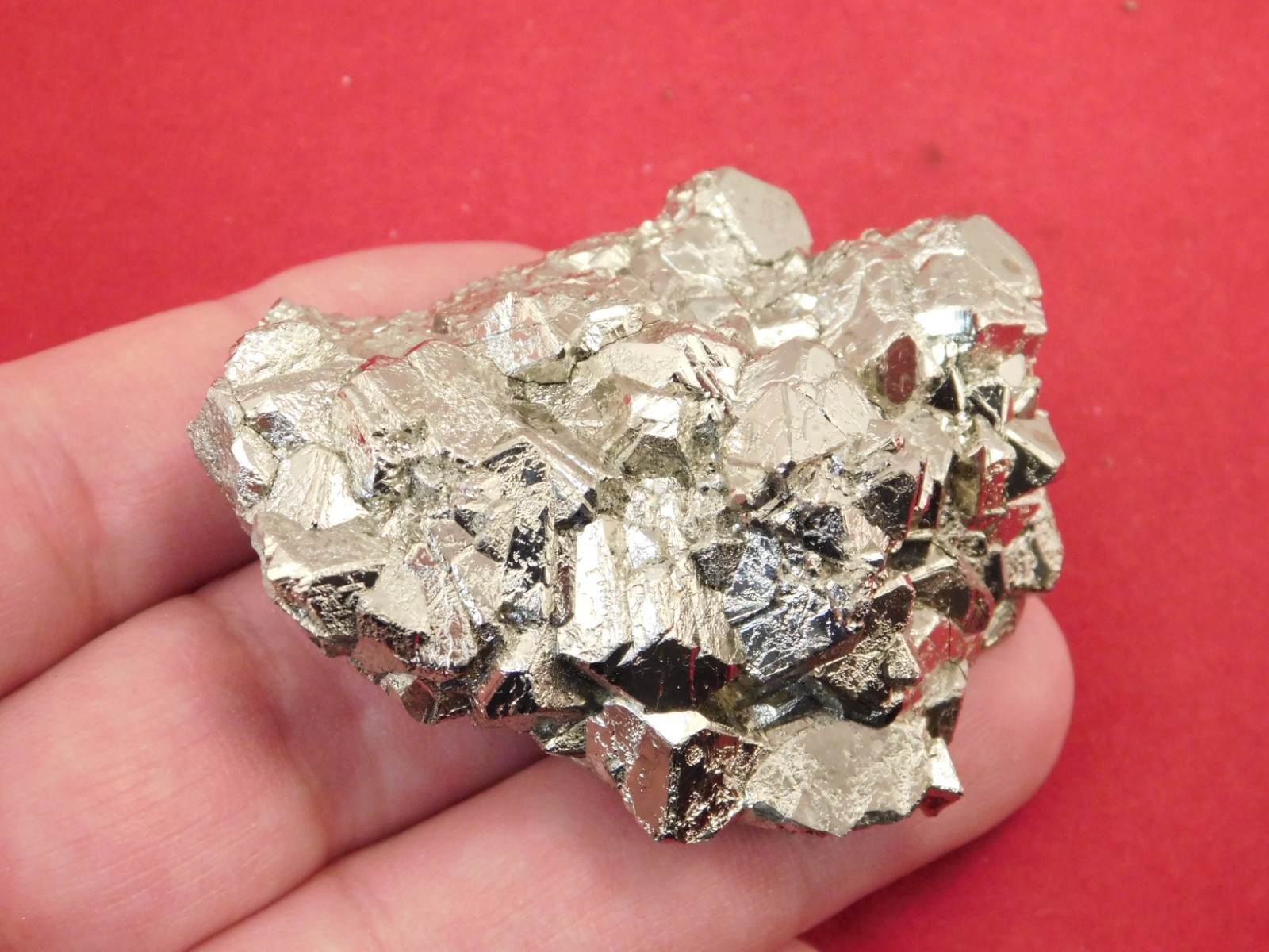 RHOMBIC PYRITE Crystal Cluster 100% Natural Peru 128gr