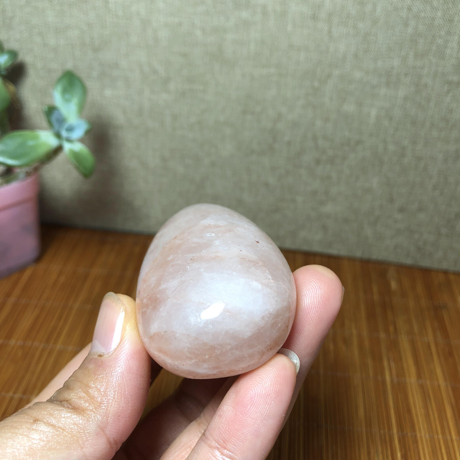 56mm Natural Red gum flower Crystal gemstone polish/rough Specimen 85g A3384
