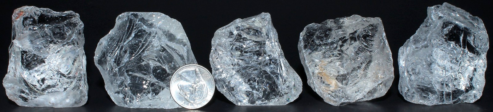 5 Pieces of XL Rough Brazilian Quartz / 20.30 oz (575.49gr) / 3826
