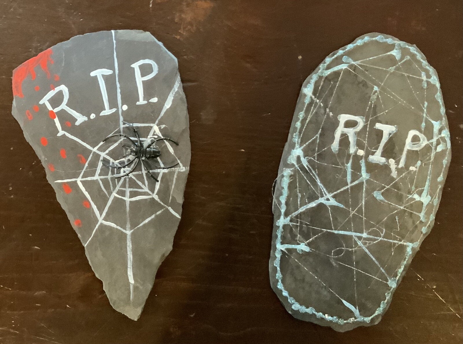 Halloween Crafts! Three Small Slate Tombstones For Kids Crafts And Decor