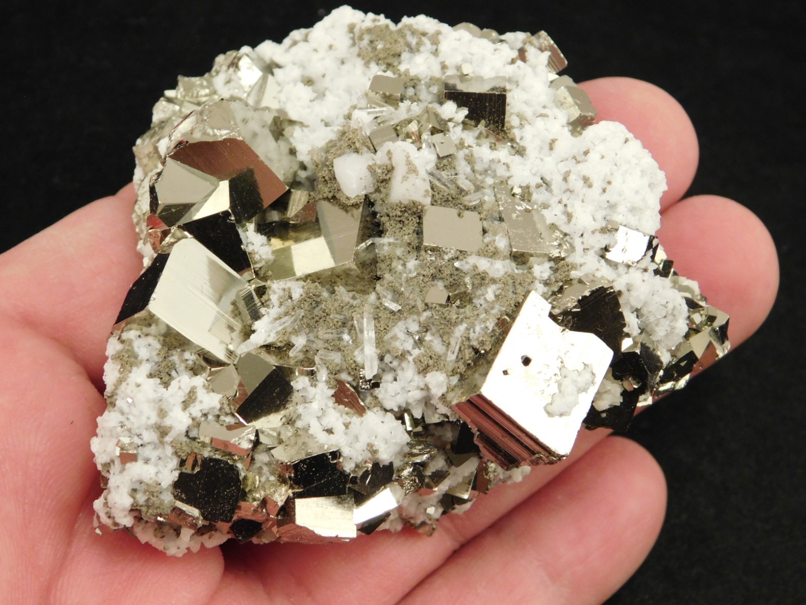 NICE! PYRITE Crystal CUBE Cluster with Druzy Quartz From Peru 233gr