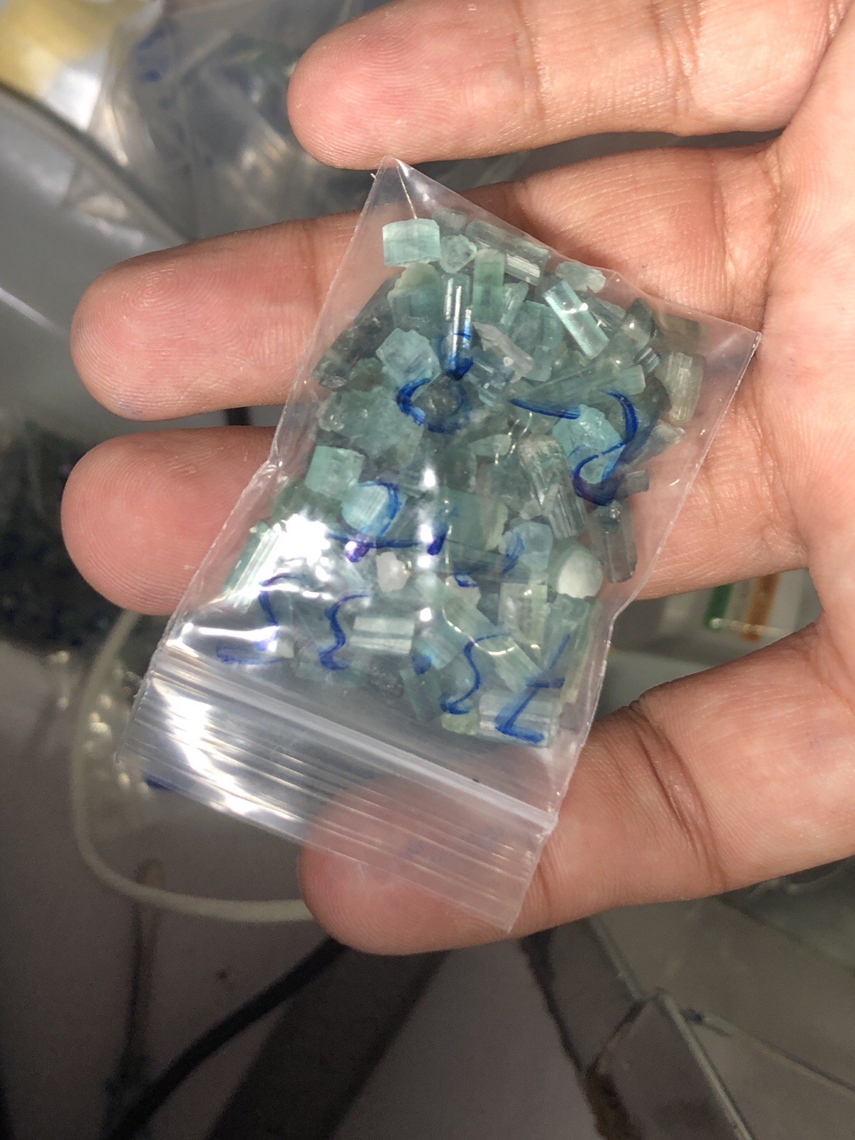 Beautiful an amazing naturel top quality bluesh color tourmaline rough lot