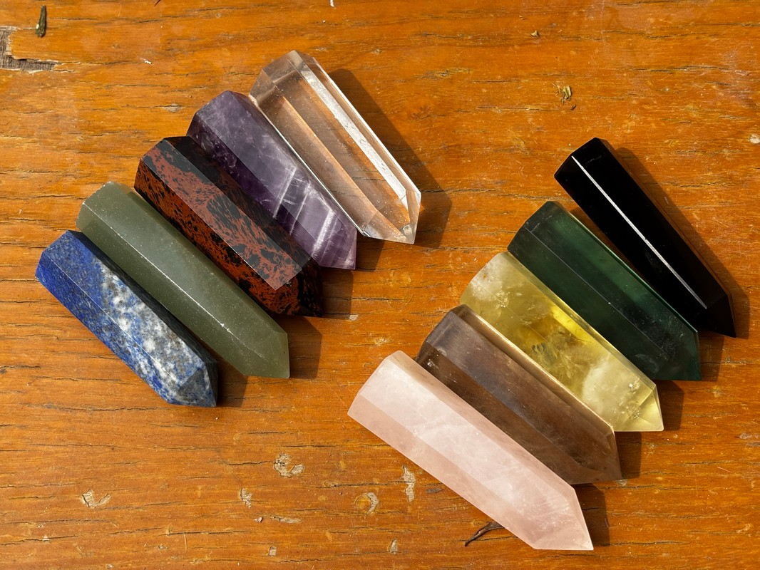 Set of 7 Chakra Healing Crystal Wands Point Faceted Prism Bars for Reiki Chakra