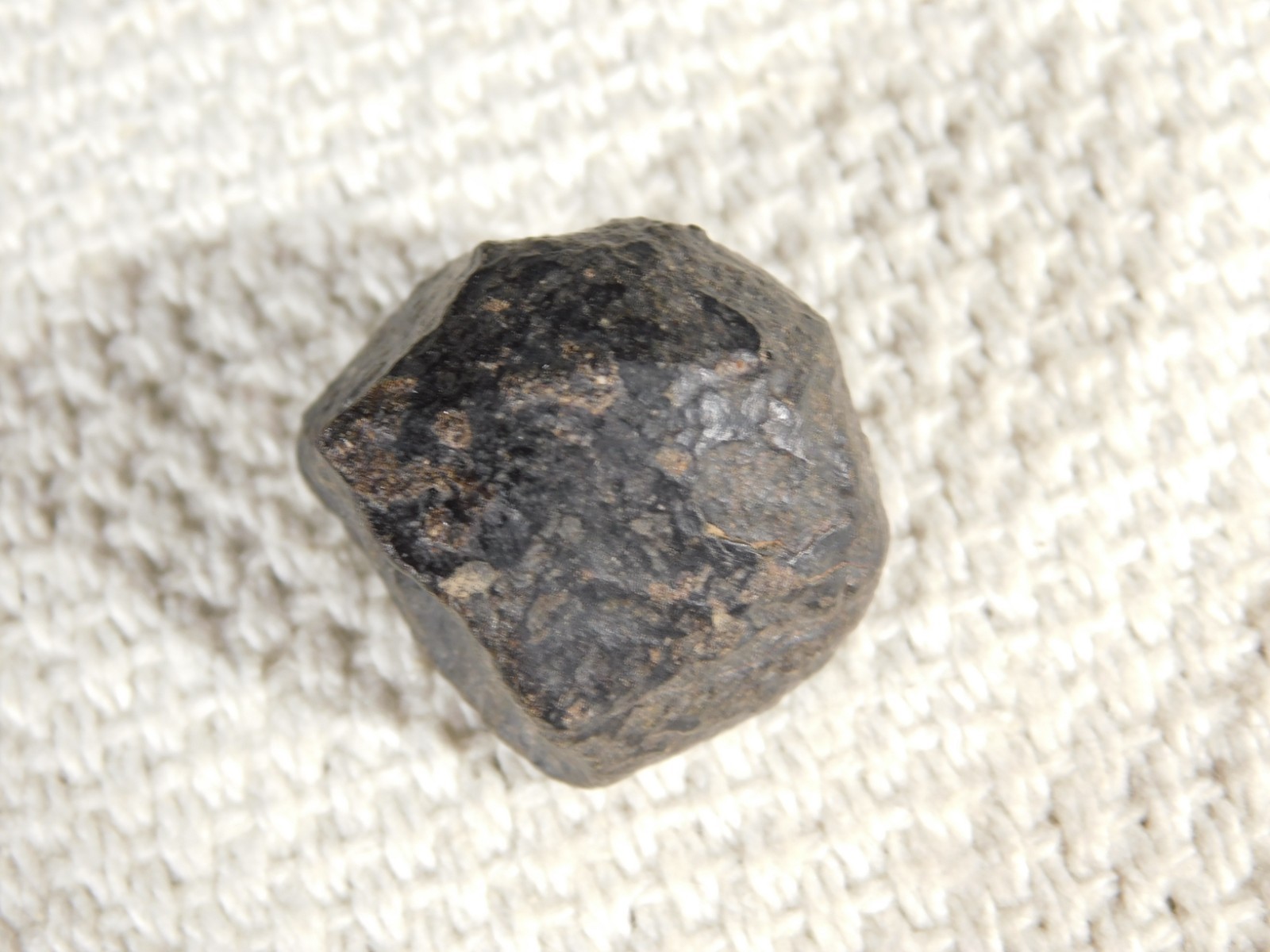 Small Stony METEORITE With Dark Fusion Crust 100% Natural Fell in Libya 16.2gr