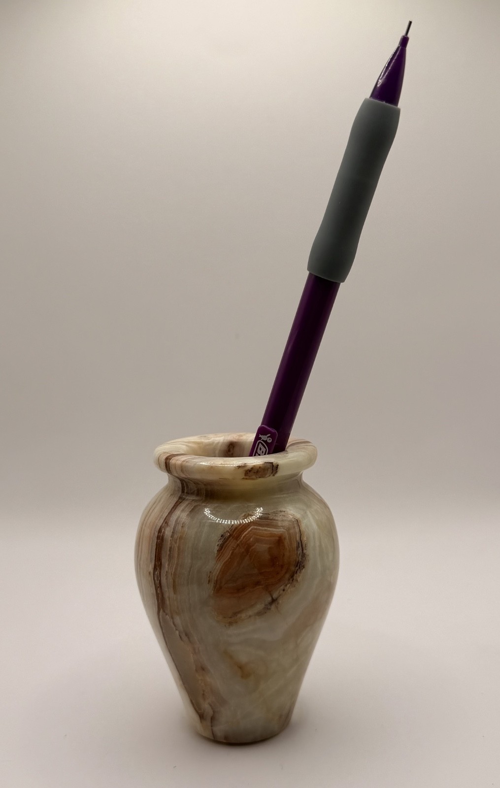 Banded Onyx Vase Pen Holder 3″ – Grounding Stone Desk Decor