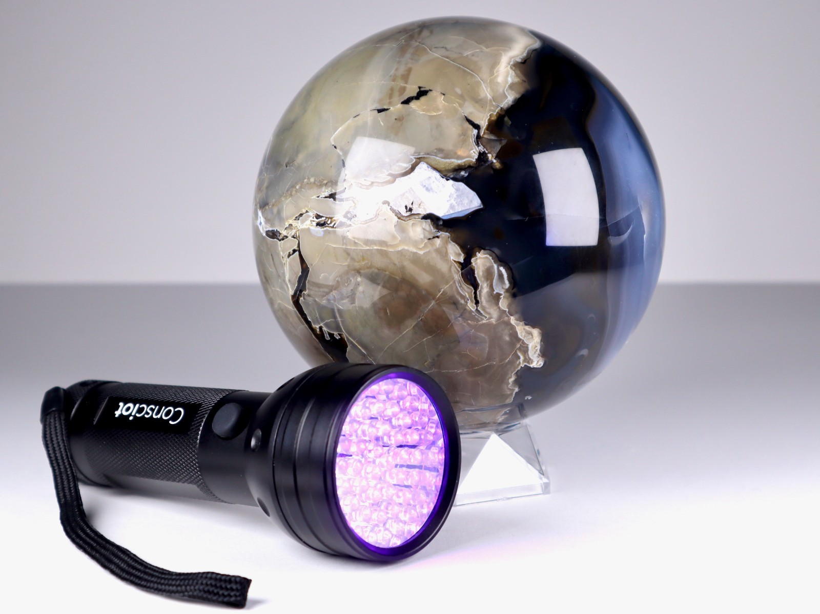 LARGE UV Reactive VOLCANO AGATE SPHERE Druzy Quartz Crystal Ball 145mm 3.75kg