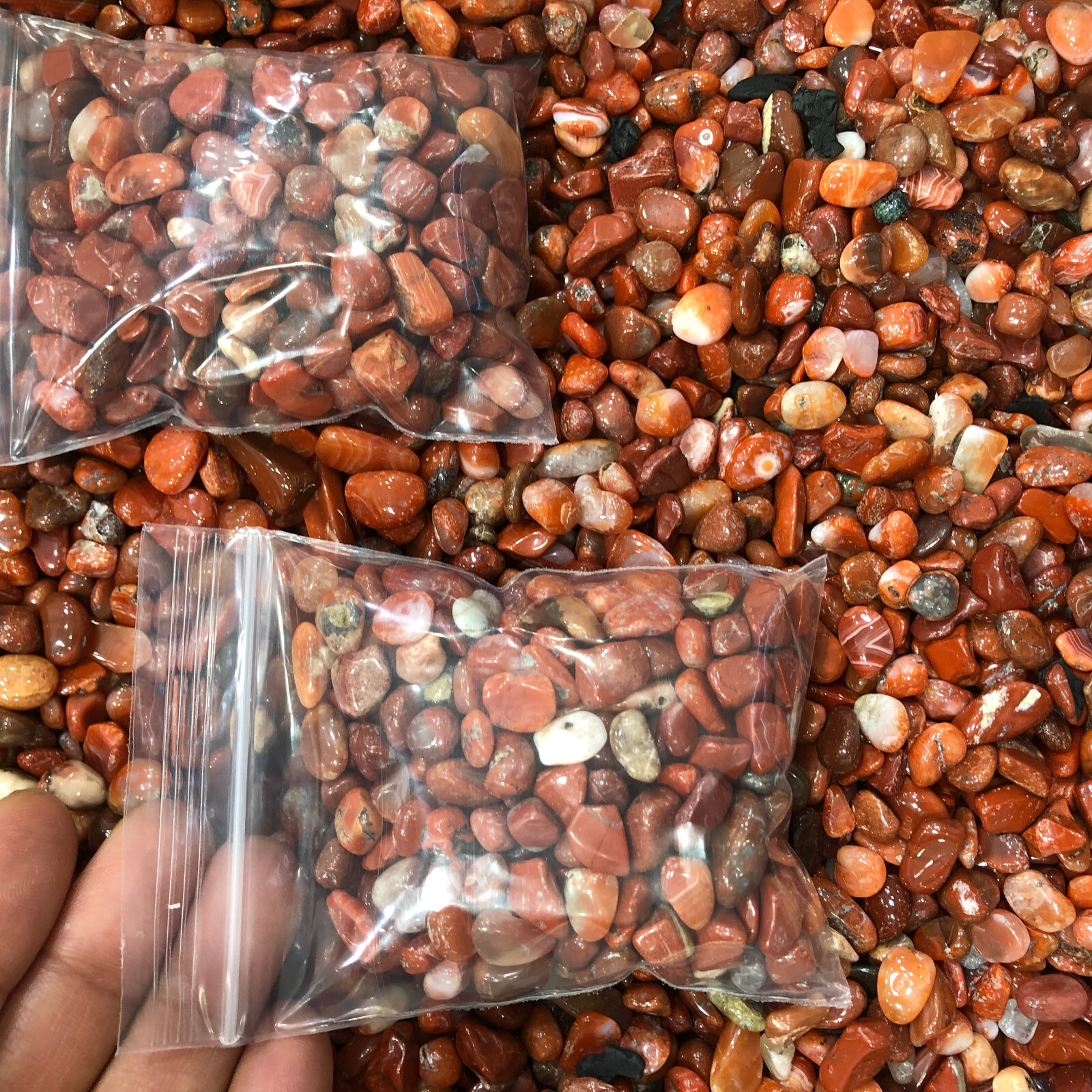 100g Natural red jasper crystal gravel reiki healing fish tank decoration