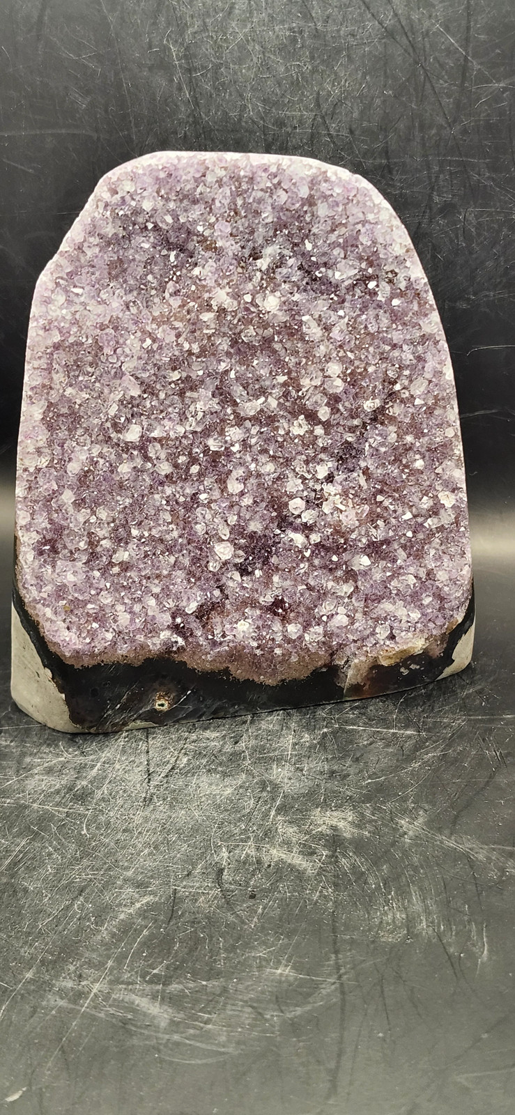 Amethyst cut base free form! 2.5 pounds, 4.75 inches tall, 4 wide, 3 thick