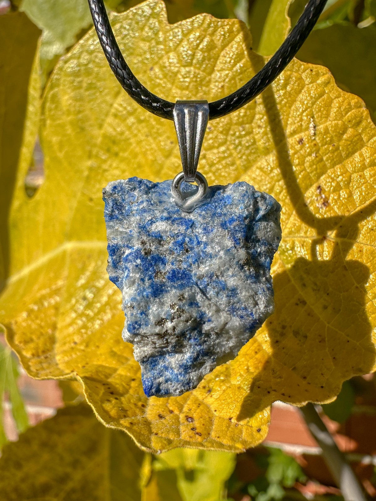 Rough Lapis Lazuli Pendant / Truth / Speaking / Expression / Anger