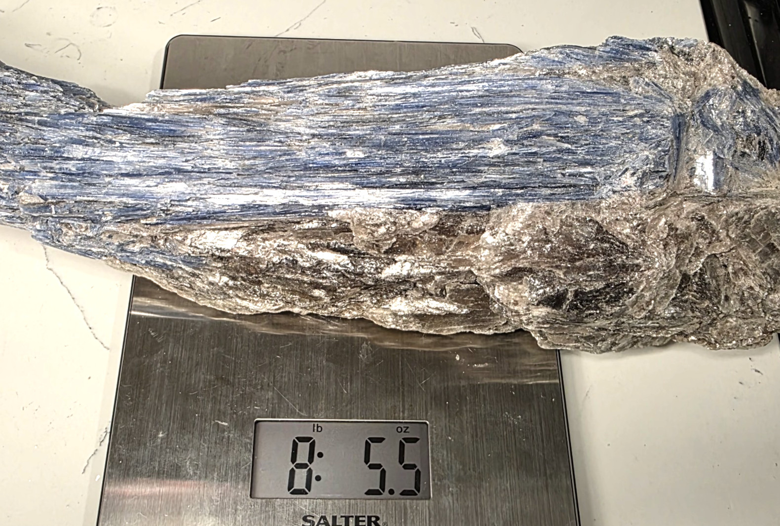 8LB 15″ BLUE OCEAN KYANITE IN NATURAL MICA FORM