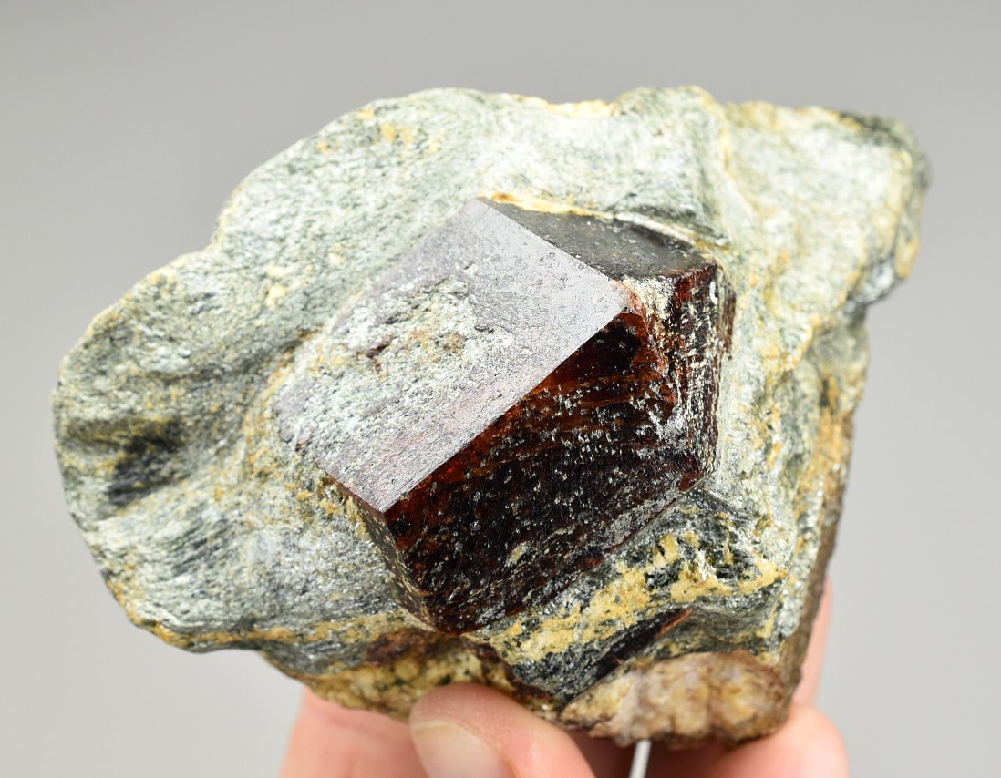 Almandine Garnet on Schist – Granatwand, Tyrol, Austria