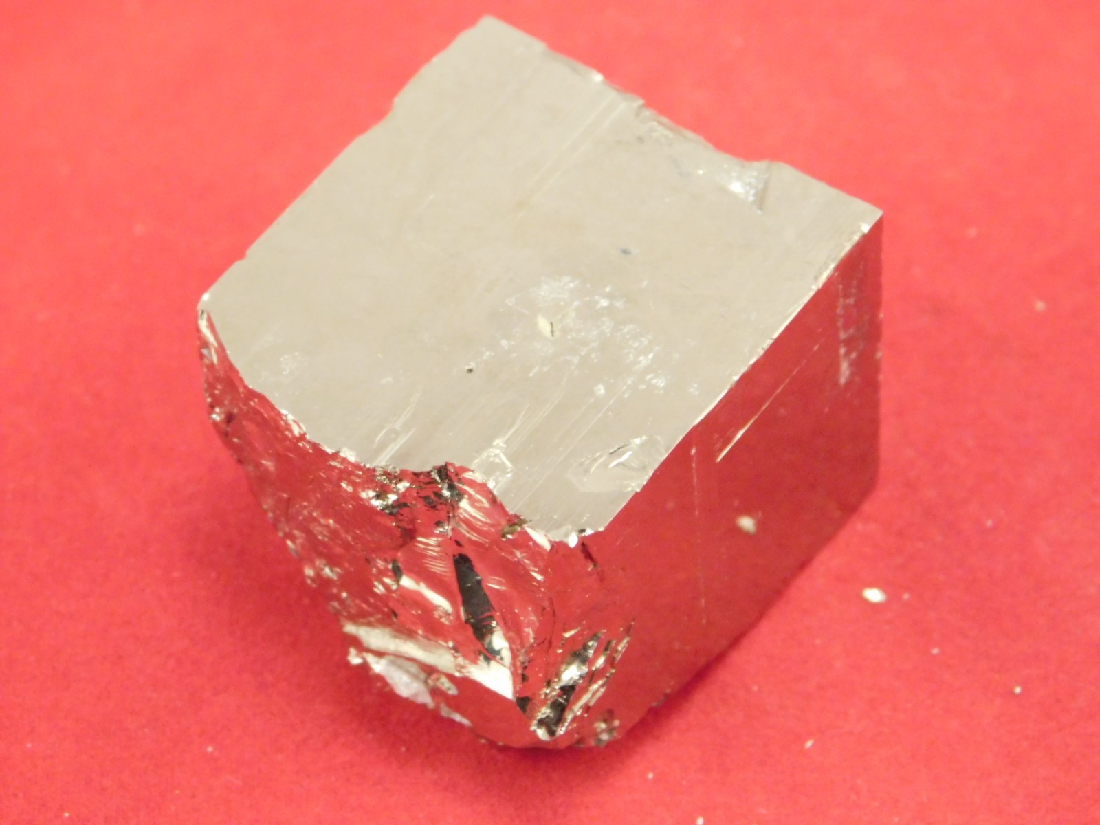 Pyrite CUBE 100% Natural Huanzala Mine Peru 101gr