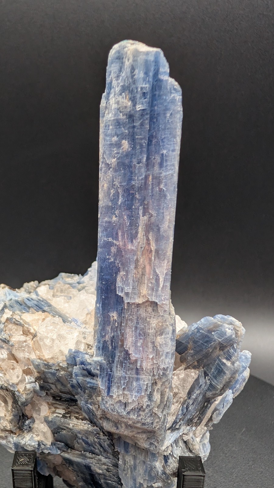 Kyanite, Quartz – Minas Gerais, Brazil