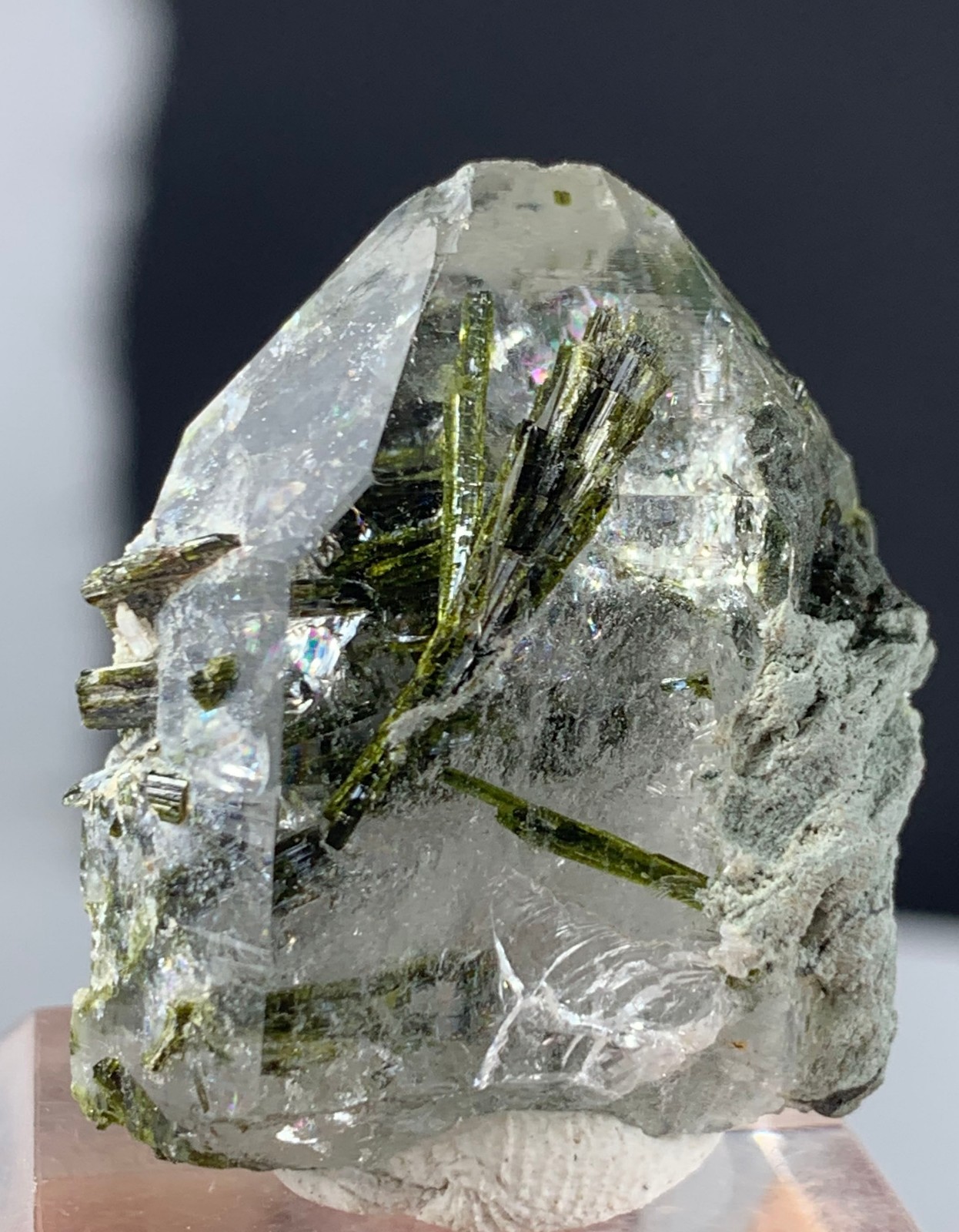 87 Carats Natural Quartz Crystals W/Epidote Inclusion From Balochistan Pakistan