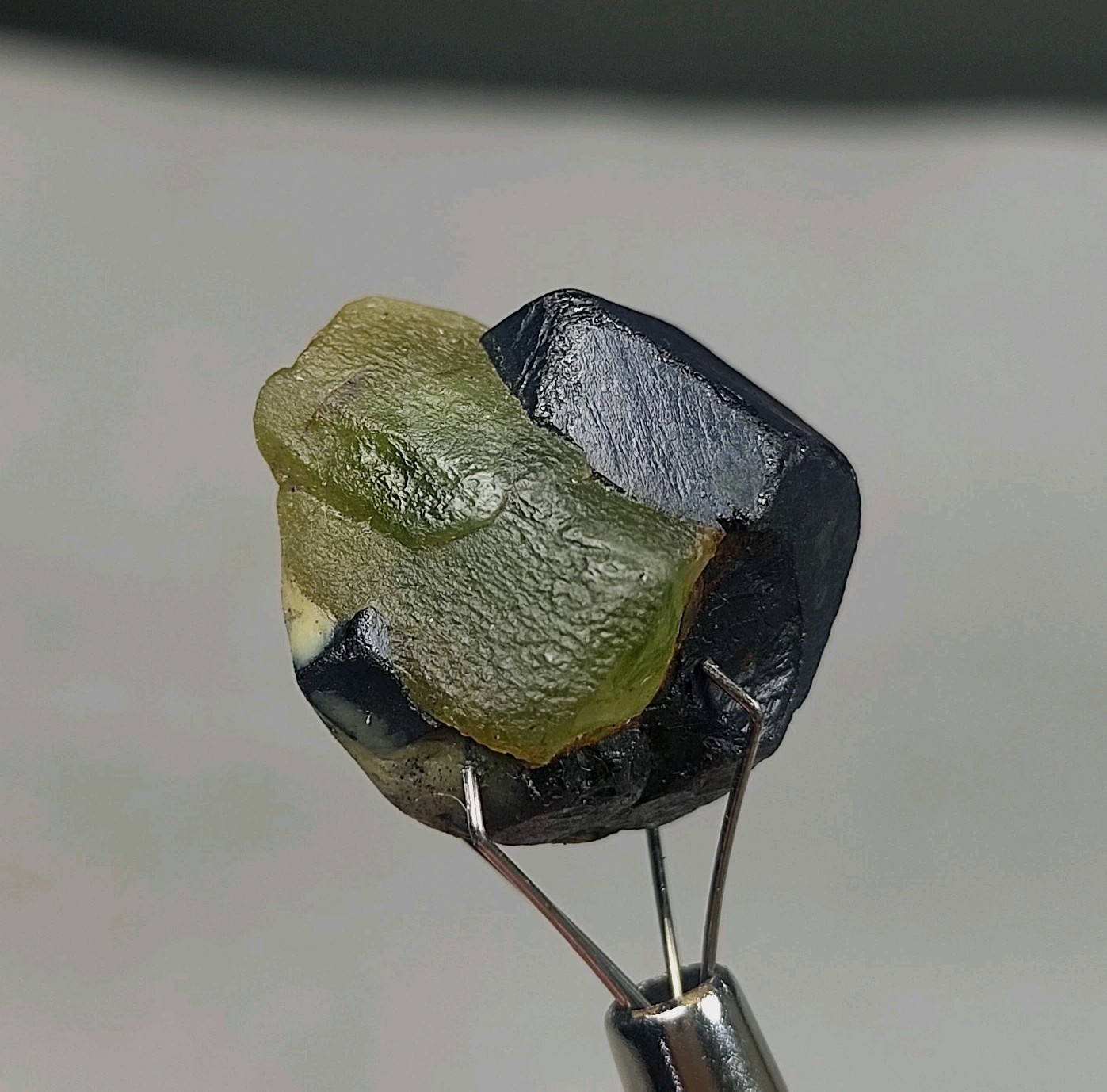 10 gm Stunning Peridot Crystal Combine With Aesthetic Magnetite Crystal.