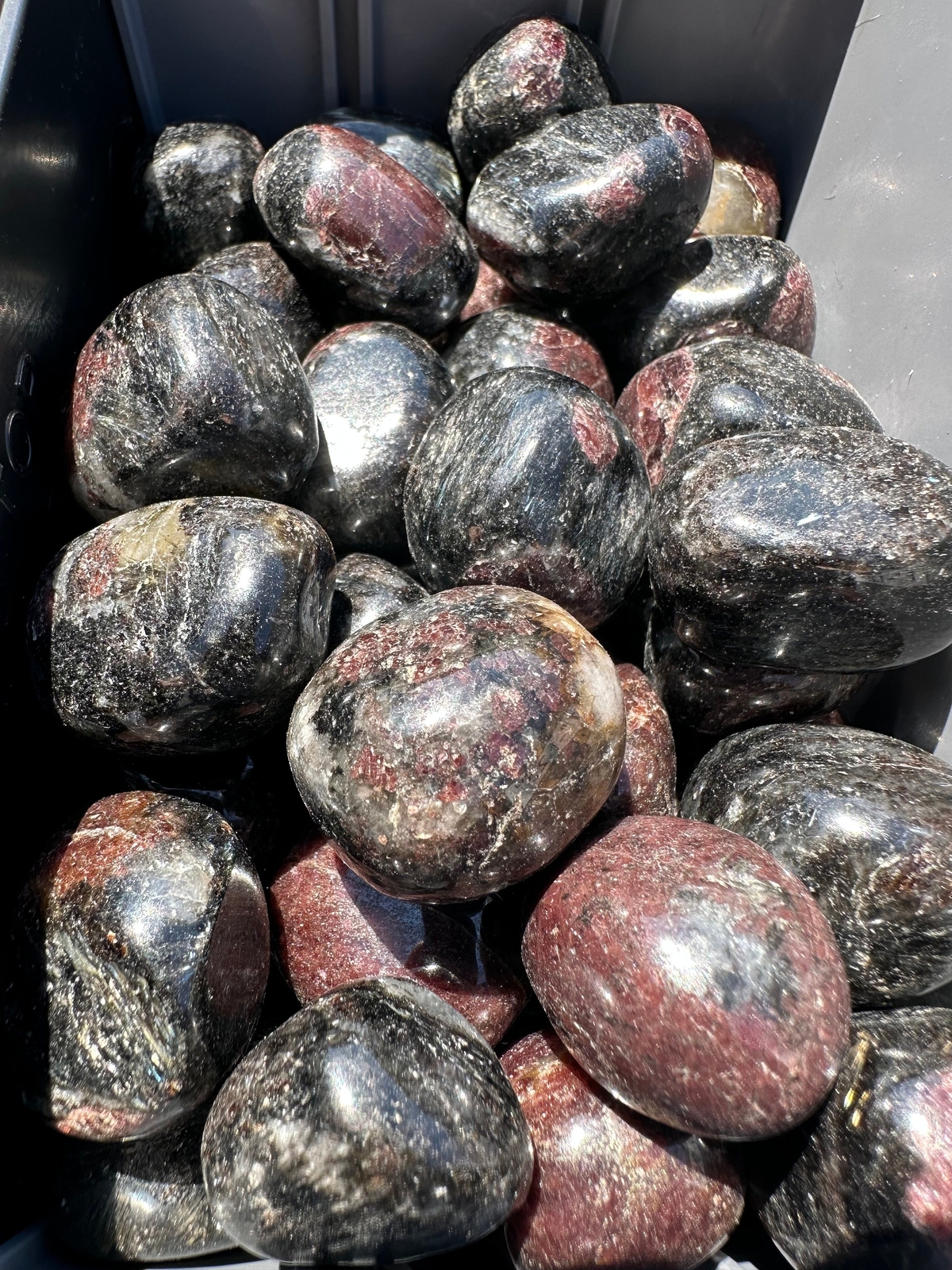 Arfvedsonite and Garnet Tumbled Stone, Natural Arfvedsonite from Canada