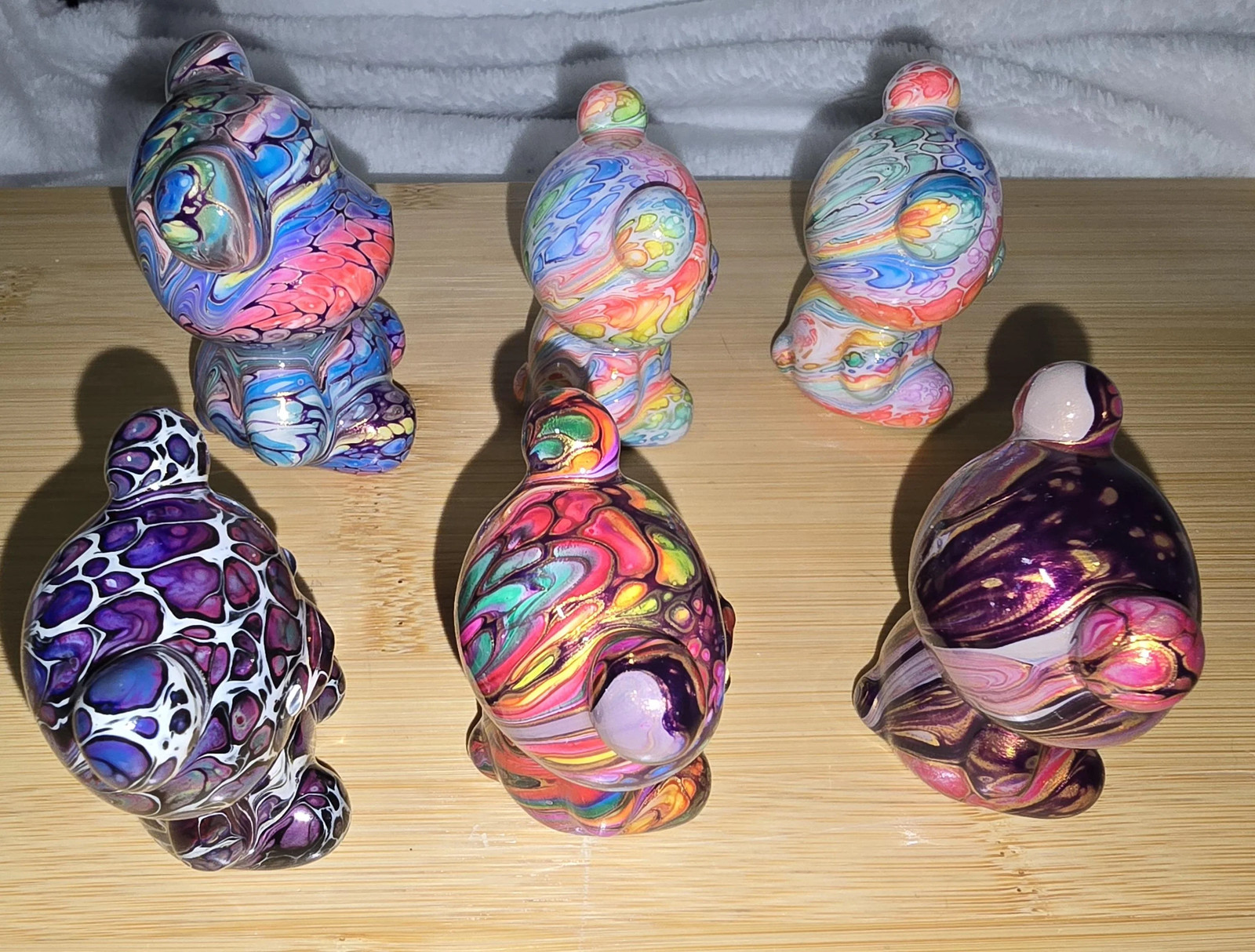 Colorful Daqi Bear Lacquer Painted Sandalwood