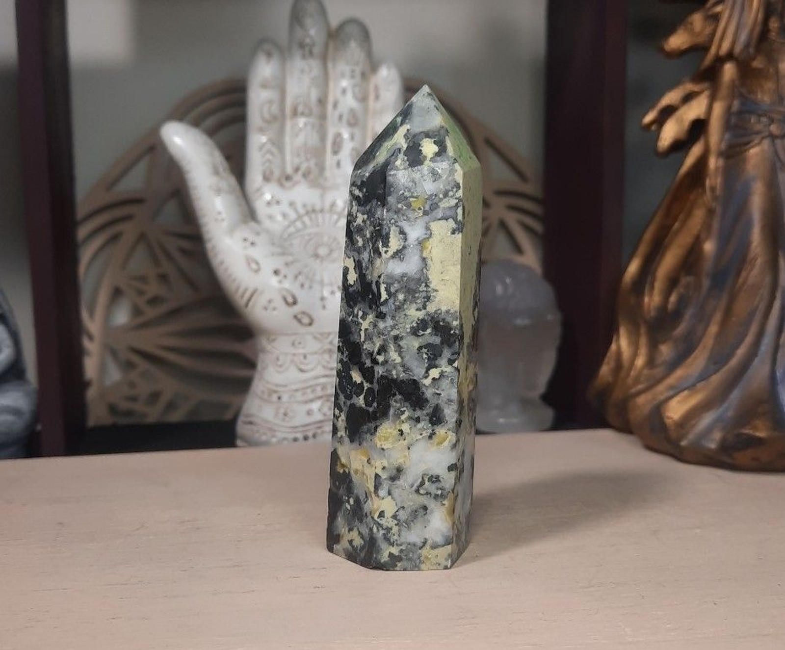 3.5″ Peruvian Serpentine with Magnetite Crystal Tower (94g)