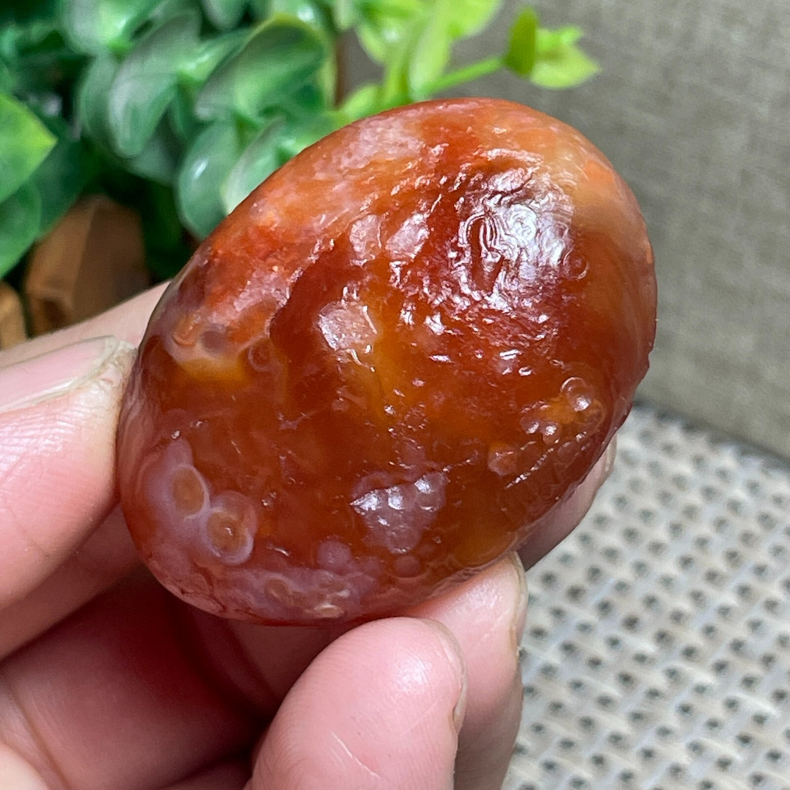 Beautiful ! Natural GoBi agate eye Agate Crystal Stone Specimen Viewing 40g A352