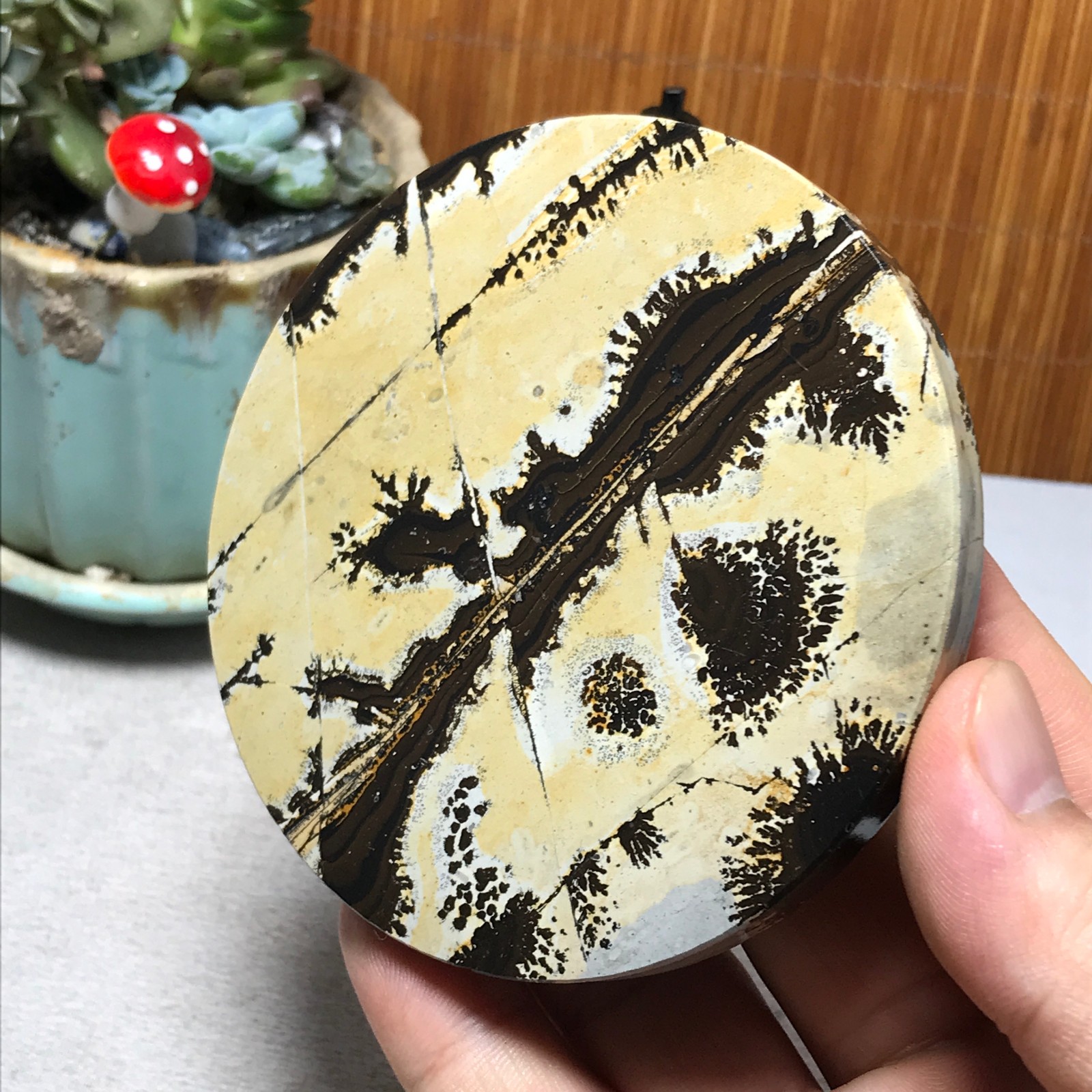 93mm Natural Chinese painting stone crystal ornaments for home decoration A6445