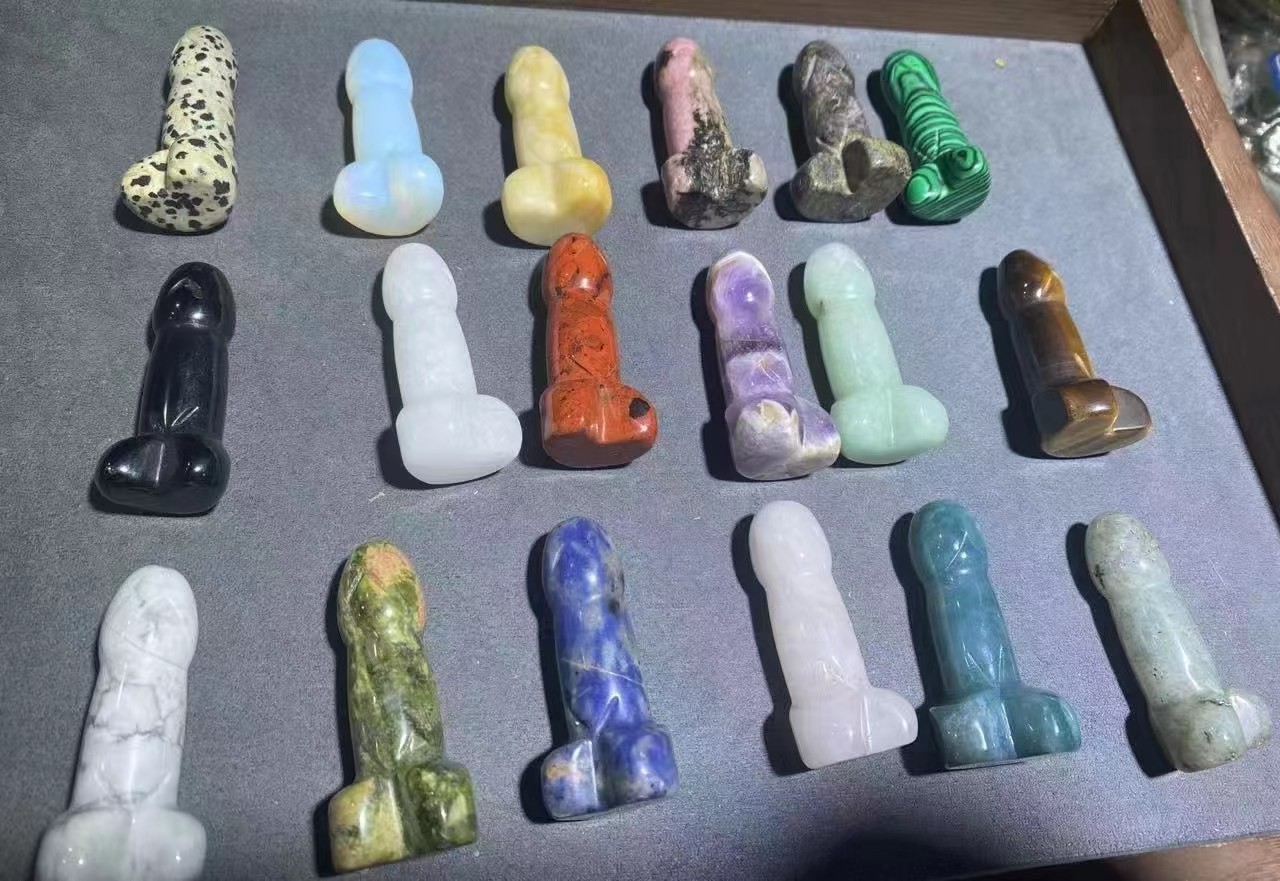 10pcs Natural Mix Mini quartz Crystal Male Penis Crystal Skull Massager wand