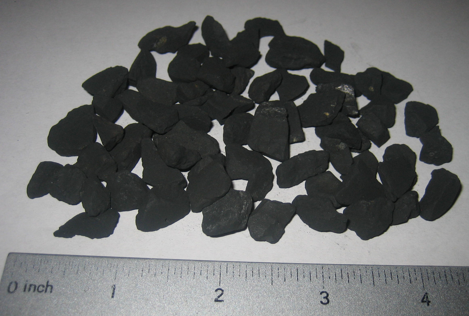 40+ NATURAL ROUGH SHUNGITE HEALING PURIFICATION STONE MINERALS RUSSIA 50grams