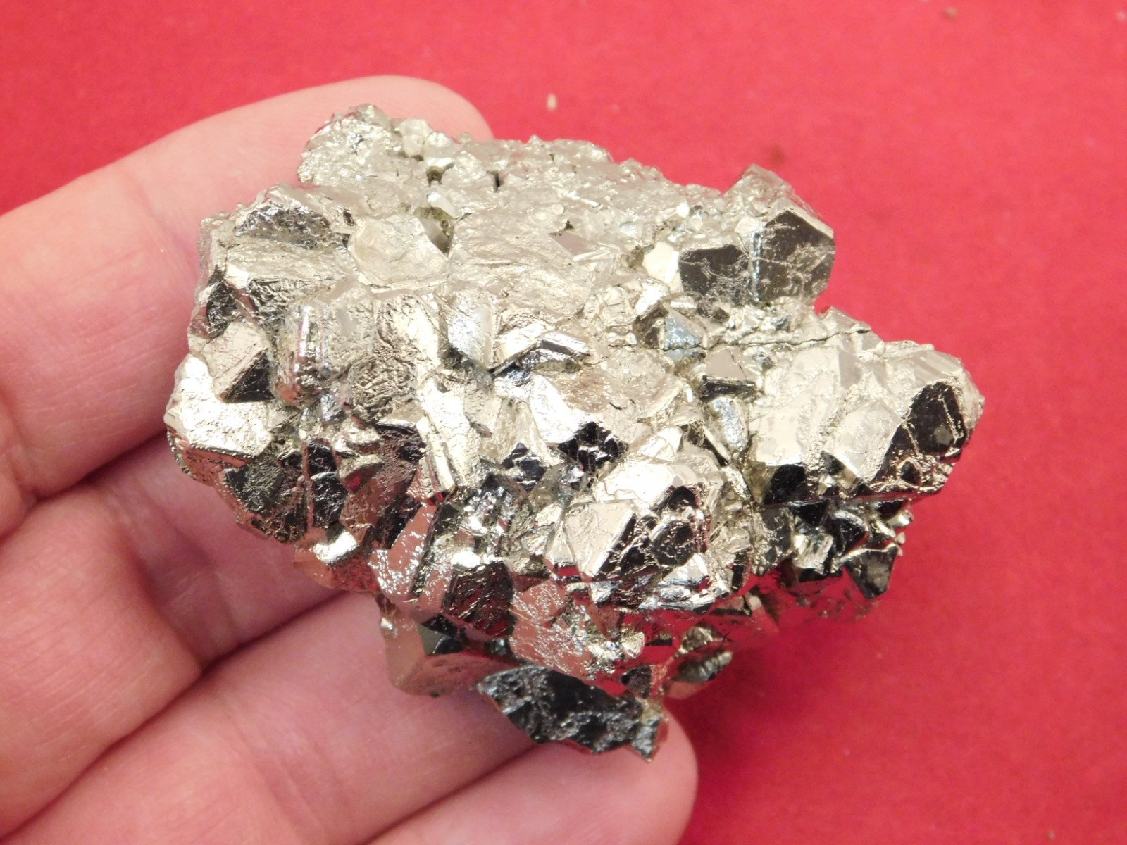 RHOMBIC PYRITE Crystal Cluster 100% Natural Peru 128gr