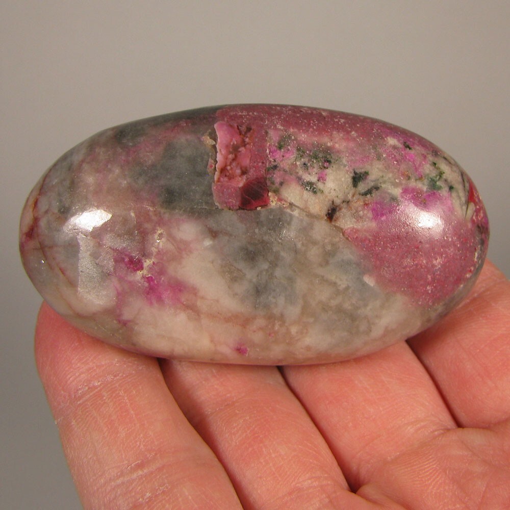 2.7″ Pink COBALTOAN CALCITE Gemstone Polished Palm Stone – Congo, Africa