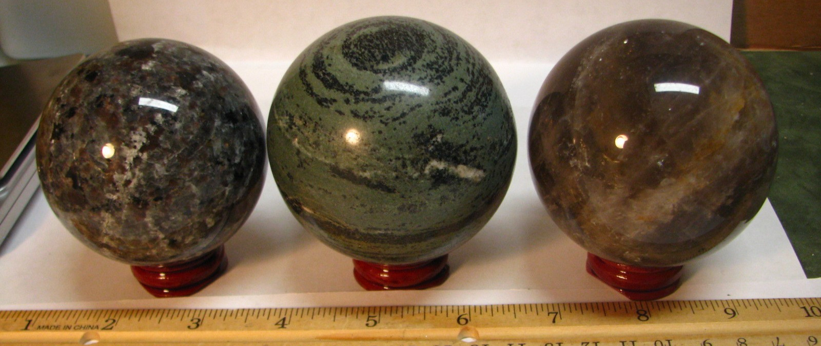 2.97lbs 3 SPHERES 1.1lb VERDE ANDEER 1lb SMOKY QUARTZ YOOPER W/STANDS BRAZIL#328