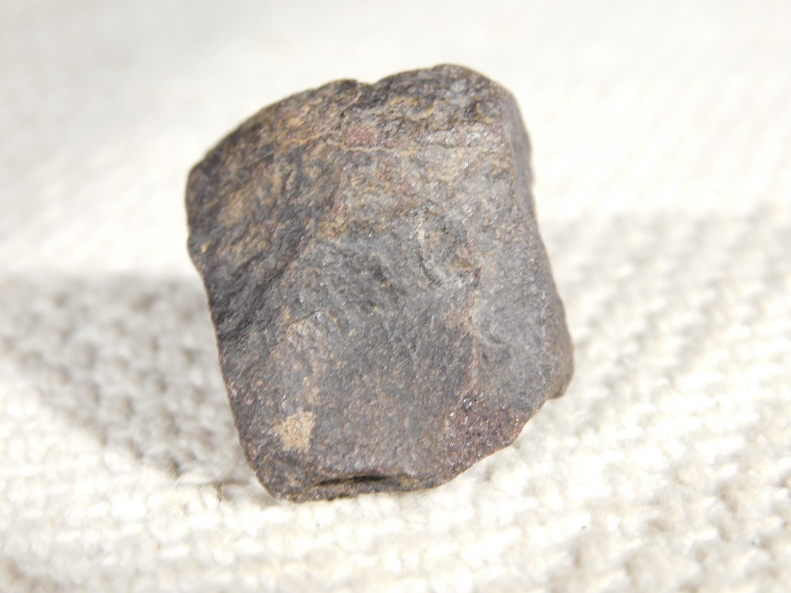 Small Stony METEORITE With Dark Fusion Crust 100% Natural Fell in Libya 15.3gr