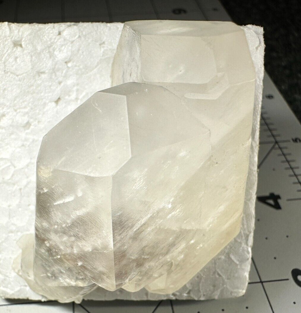 ➤ 2-1/2 Inch Large WHITE “ICE” CALCITE CRYSTALS – Anderson Indiana VIDEO➤549