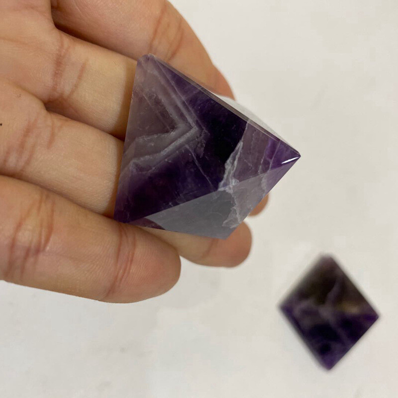 Natural Dreamy Amethyst Quartz Crystal Healing Pyramid Stone Energy Tower Decor
