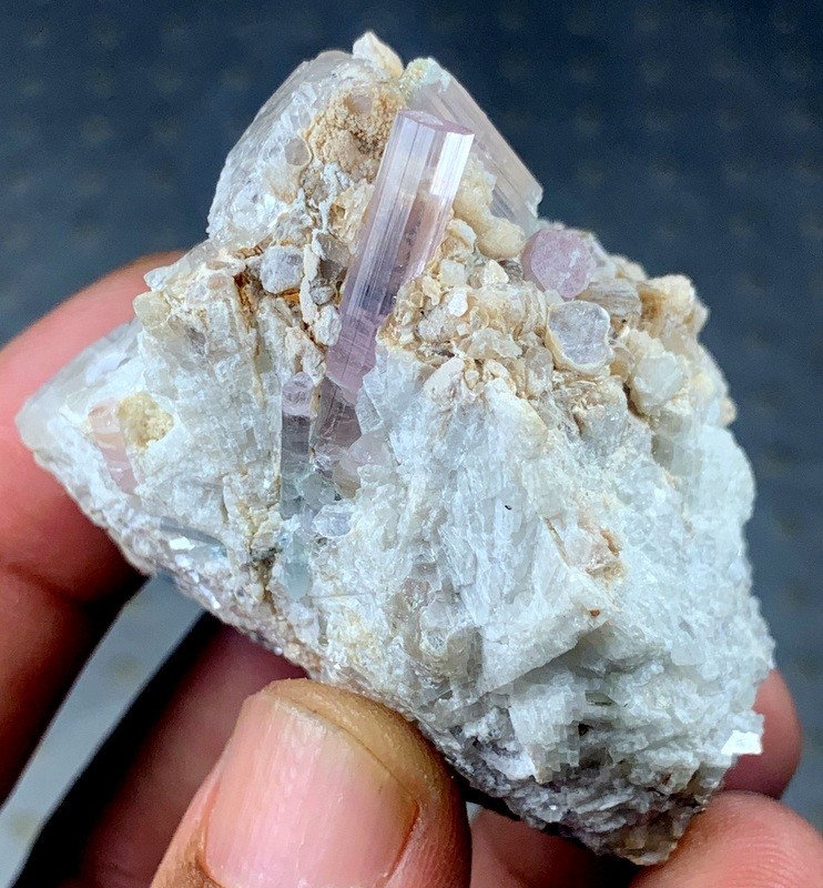 425 Carats beautiful Pink Tourmaline Specimen from Afghanistan