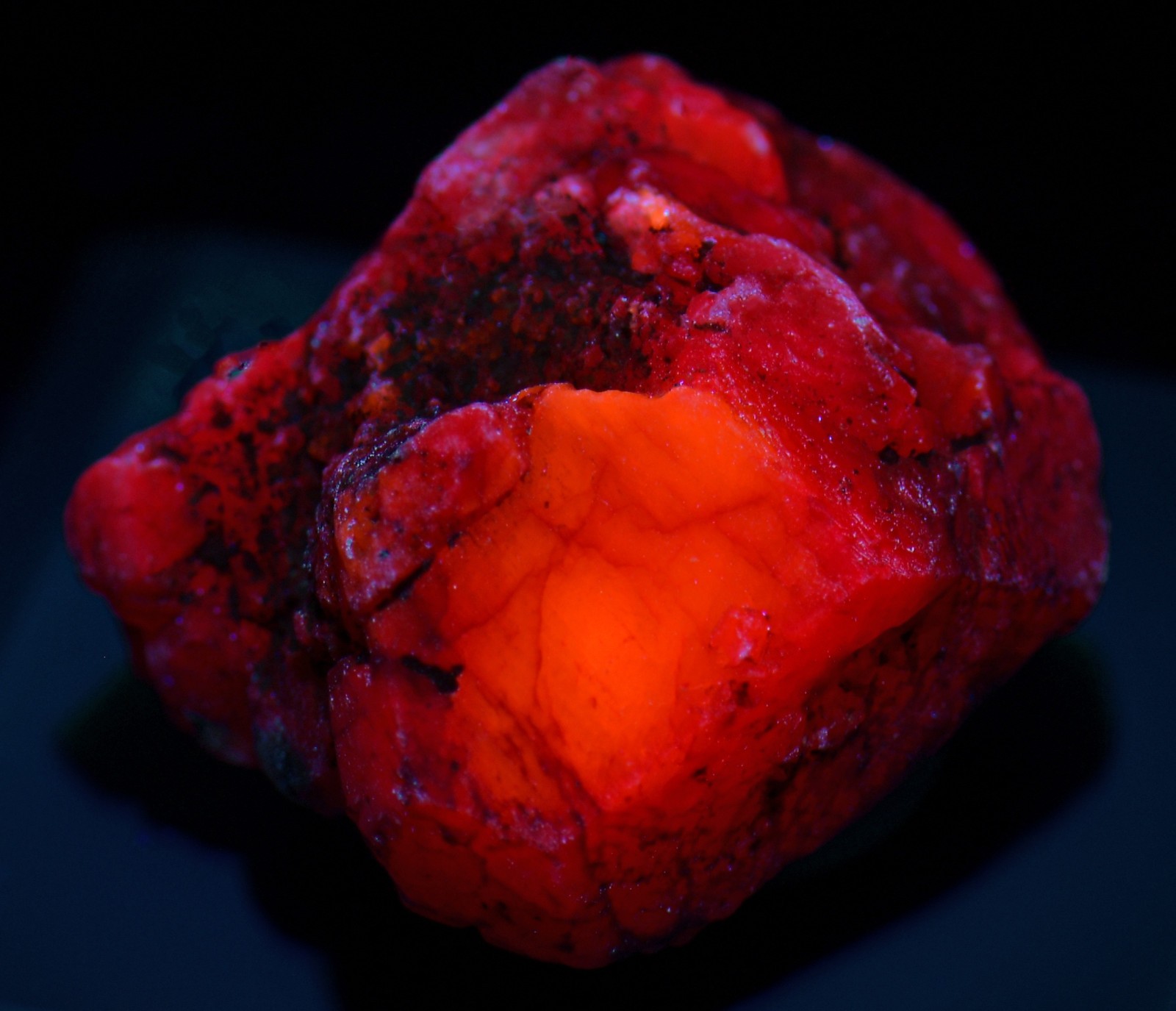 Pink Sapphire crystals, dual color fluorescence! North Carolina. 11 grams.