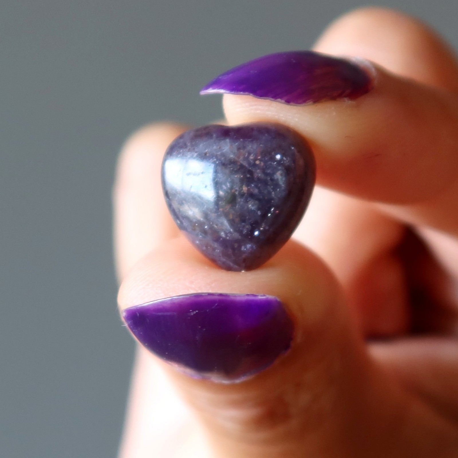 Iolite Heart Grid Crystal Sparkling Dream Mandala Miniature Gemstone Indigo