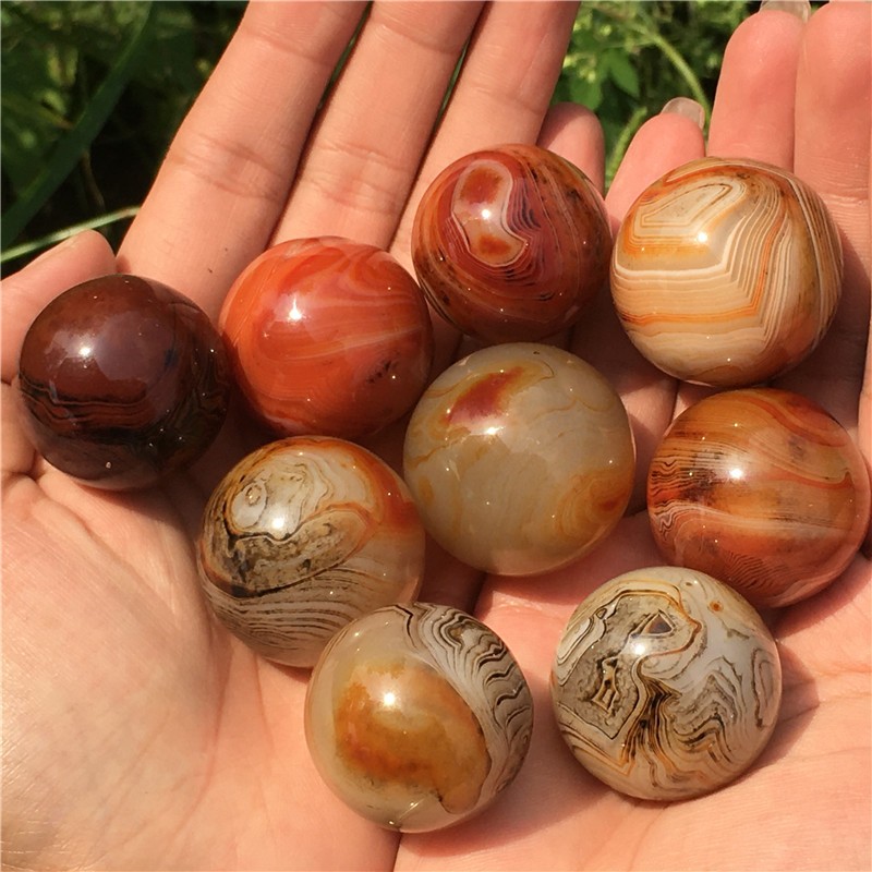 30mm+ Natural Sardonyx Agate Sphere Quarzt Crystal Ball reiki Randomly send 1PC