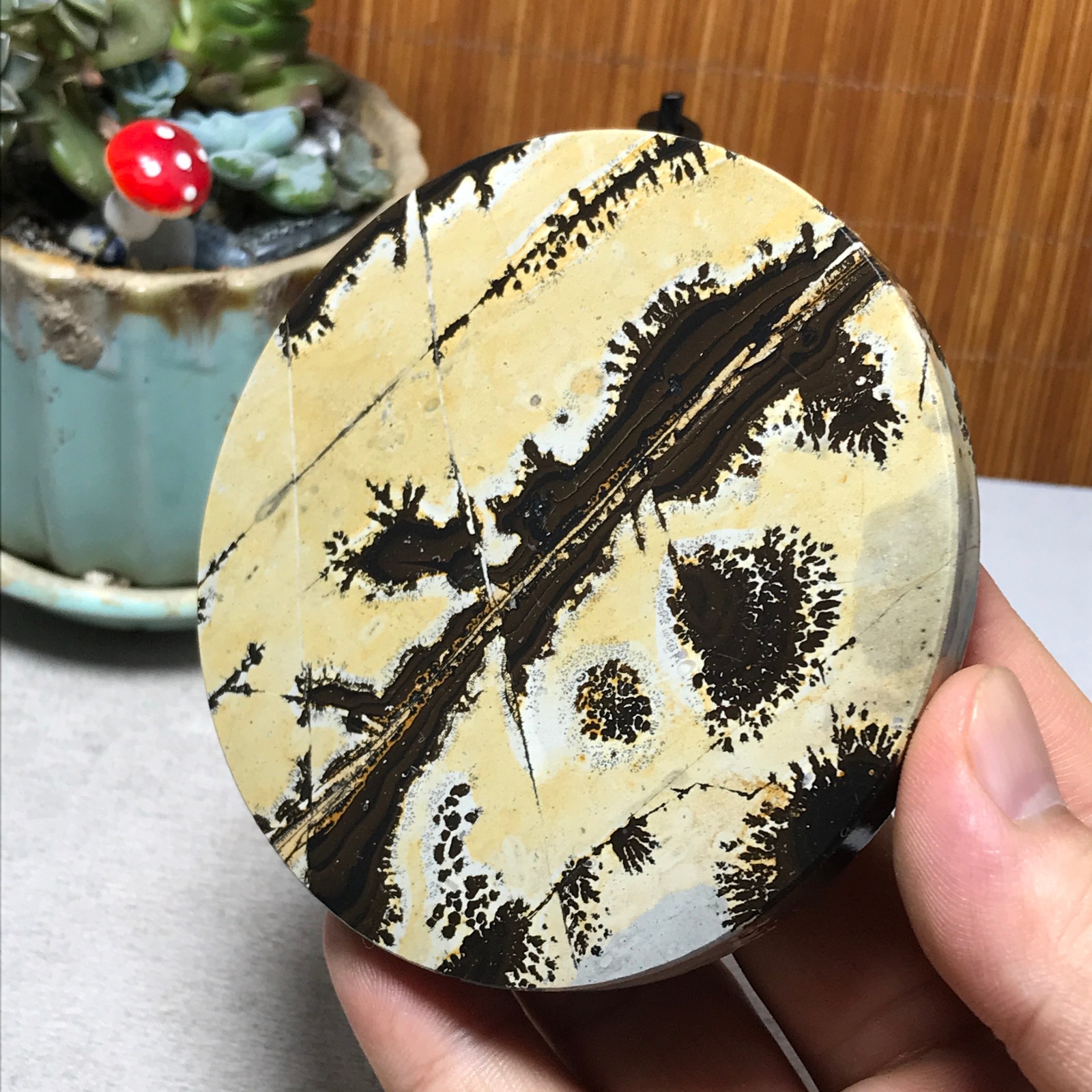 93mm Natural Chinese painting stone crystal ornaments for home decoration A6445